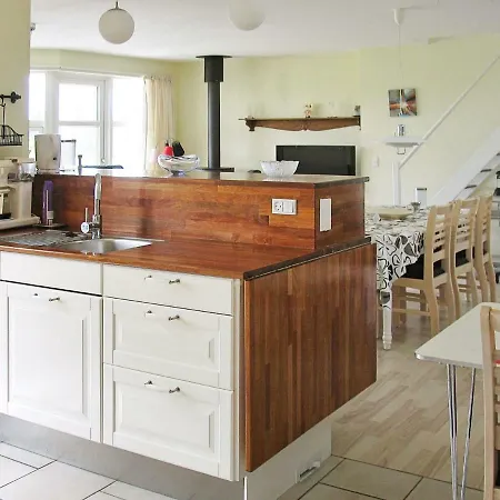 Four Bedroom Holiday In Sandhem 펜션 *