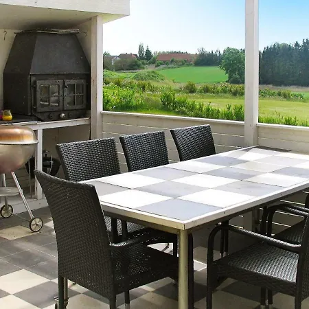 Four Bedroom Holiday In Sandhem 펜션